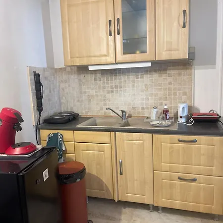 فندق مبيت وإفطار Rent Big With Breakfast Free In Old