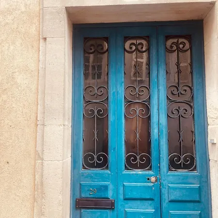 Rent Big With Breakfast Free In Old 3*